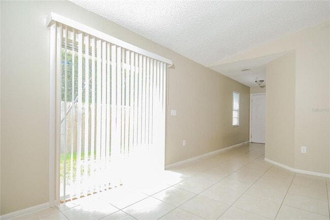 Building Photo - 4739 Whiteway Dr