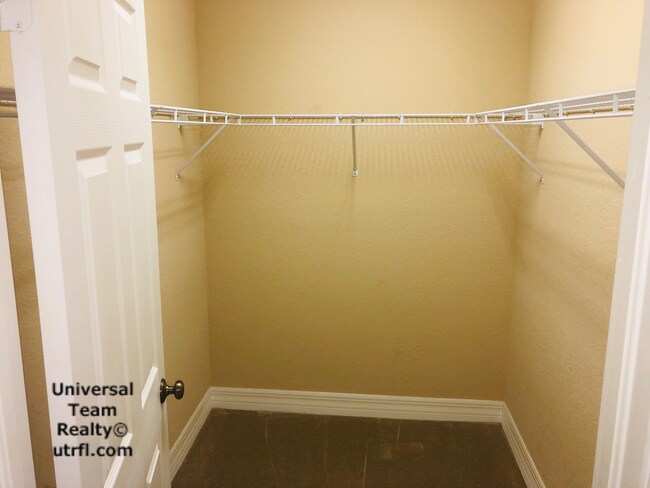 Building Photo - 16081 Via Solera Cir