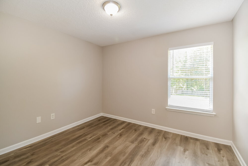 Building Photo - 2507 Creekfront Dr