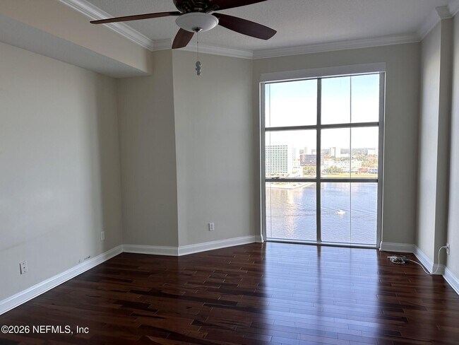 Building Photo - 1431 Riverplace Blvd