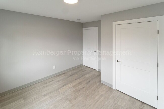Building Photo - 1521 Bell St