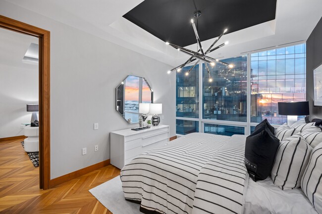 Building Photo - 300 International Drive