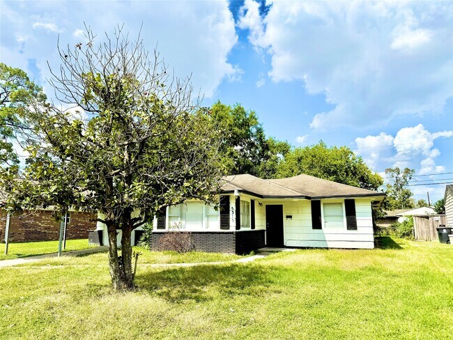 Primary Photo - 5315 Newkirk Ln