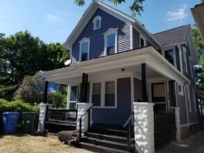 Building Photo - 256-258 GREGORY ST