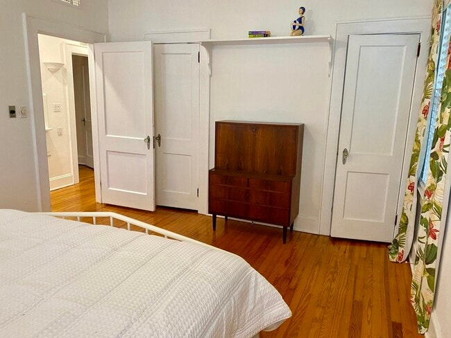 Building Photo - 1320 Terrace St