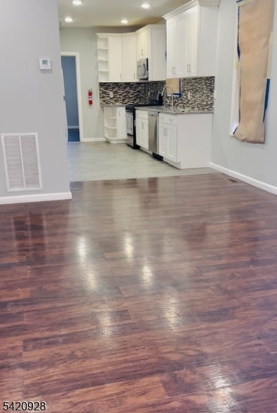 Building Photo - 73 Headley Terrace