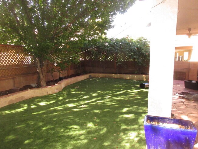 Building Photo - 7320 Desert Eagle Rd NE