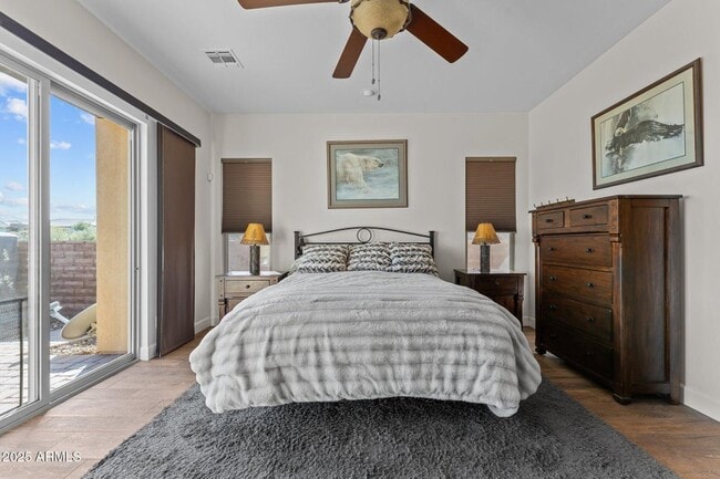 Building Photo - 3672 Ridgeview Ter