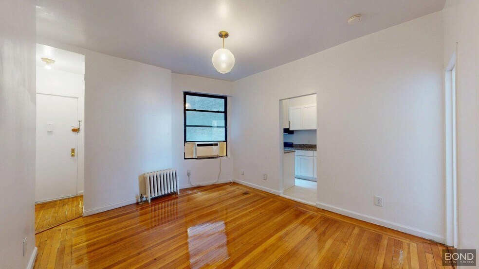 Primary Photo - 78 W 11th St