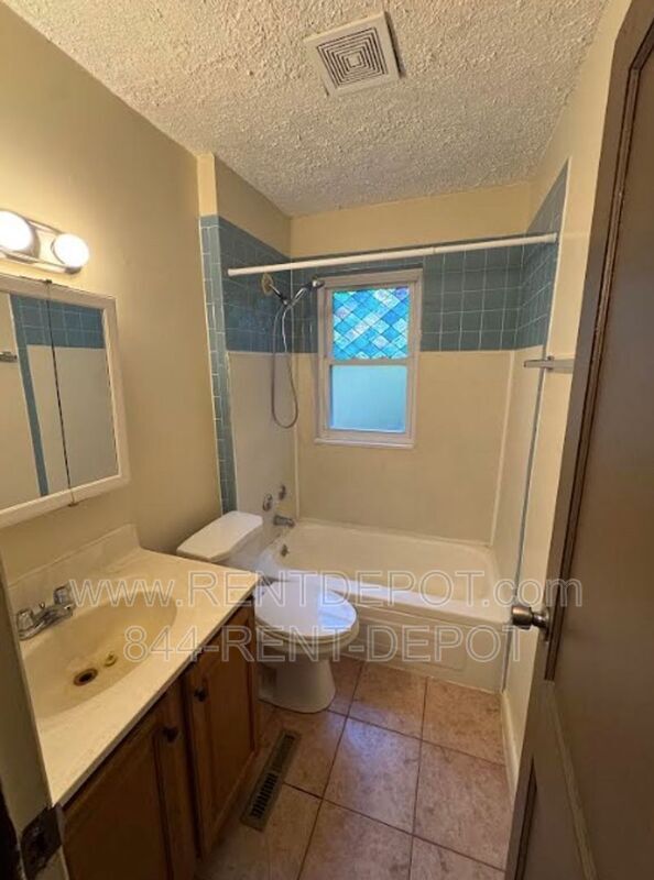 Building Photo - 1133 Bayard Park Dr