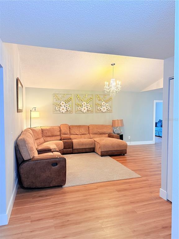 Building Photo - 2130 Redleaf Dr