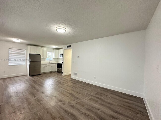 Building Photo - 2910 Pierce St