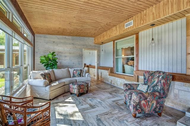 Building Photo - 18754 Farm to Market Rd 2755