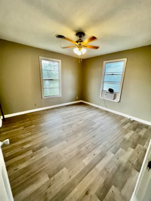 Building Photo - 3148 South Dr