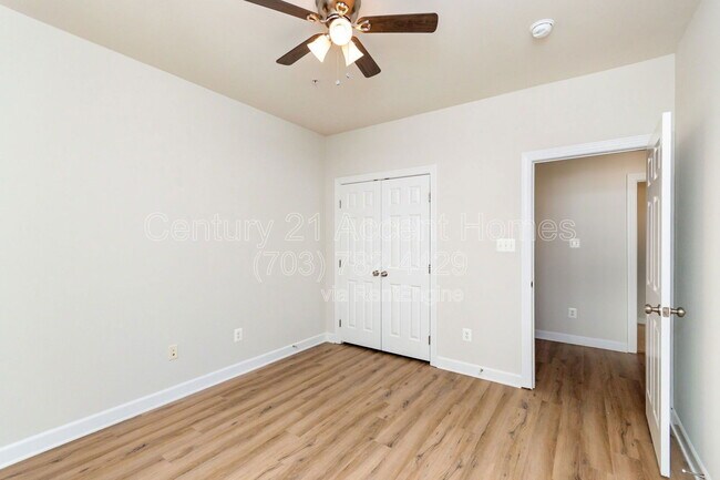 Building Photo - 5675 Harrington Falls Ln