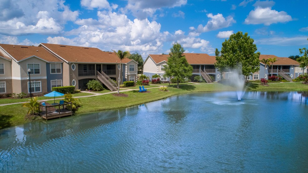 Embrace charming lakeside living in St. Cloud, with captivating views and lush landscapes - providing a tranquil retreat for all residents to savor. - Soleil Blu Luxury Apartments