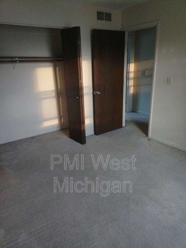Building Photo - 4258 Bond St