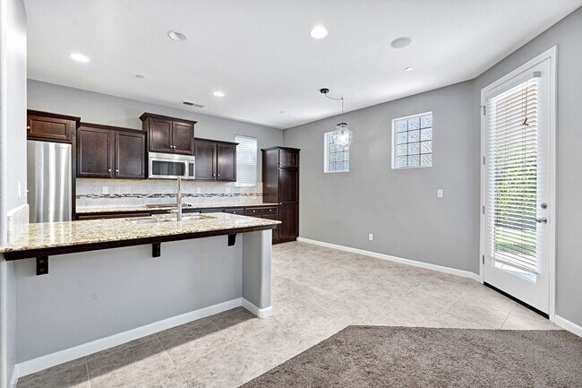 Building Photo - 1446 Sundial Way