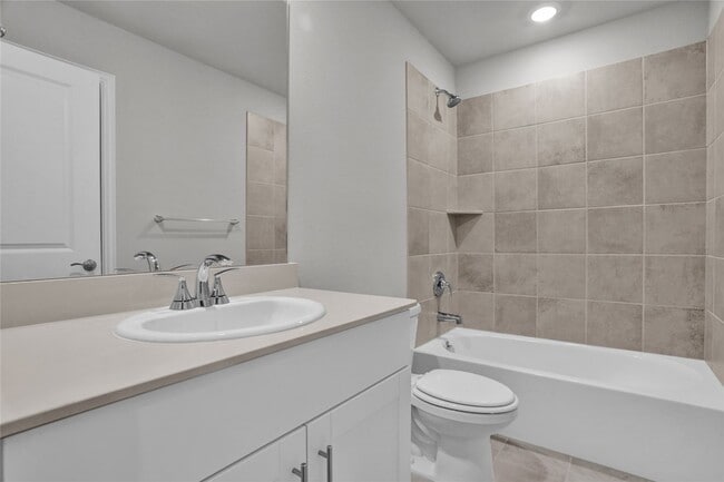 Building Photo - 115 Whitlow Dr