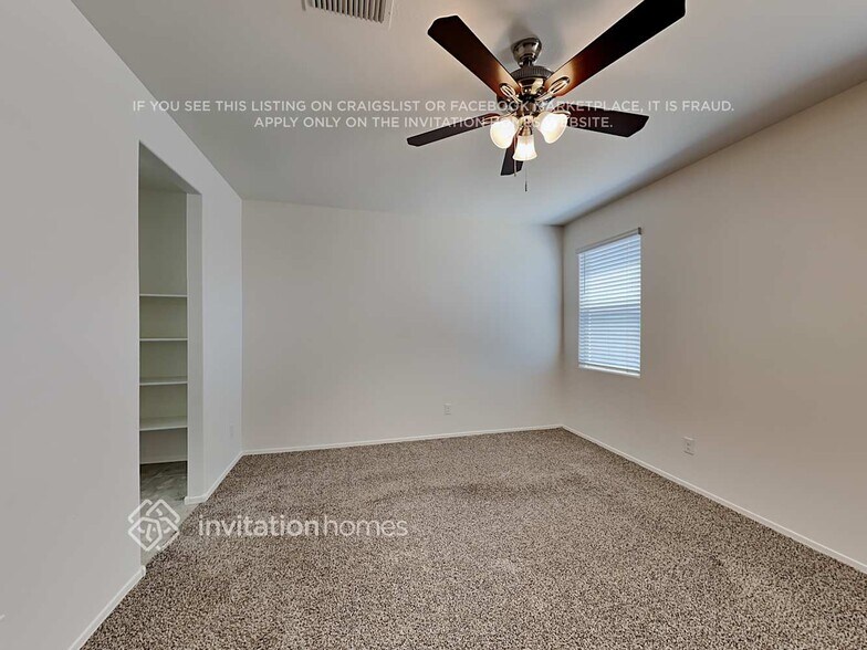 Building Photo - 25567 W Allen St