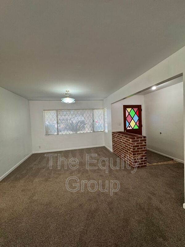Building Photo - 2710 E Westcott Ave