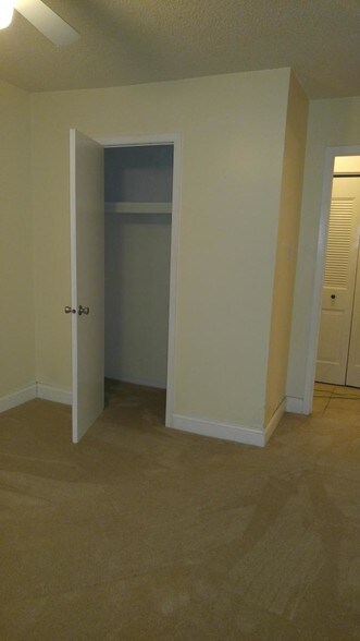 Smaller Bedroom - 2047 Jason Dr