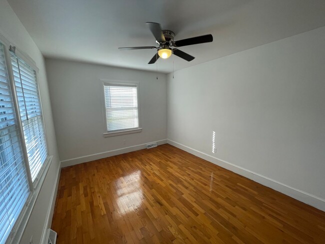 Building Photo - 5057 Wrightsville Ave