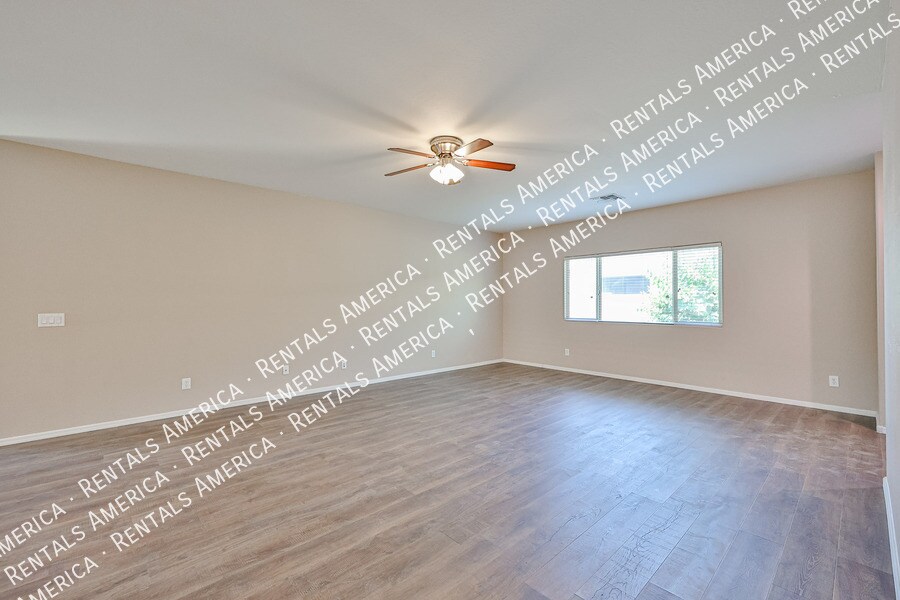 Building Photo - 3416 W la Mirada Dr