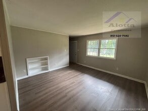 Building Photo - 4208 S Dowfield Dr