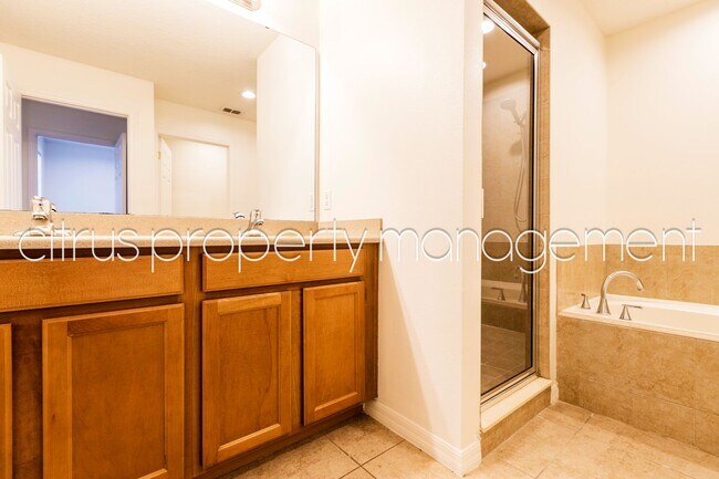 Building Photo - 5260 Hidden Cypress Ln