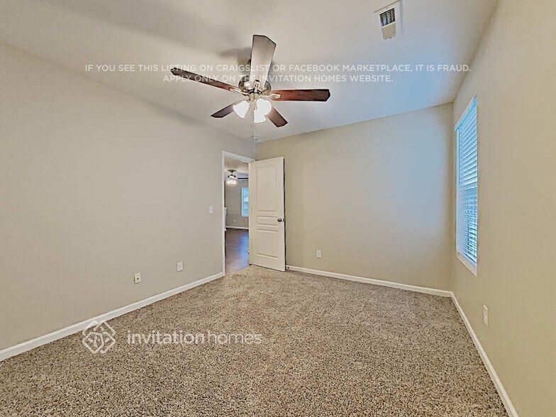 Building Photo - 1827 Carpenter Cabin Dr