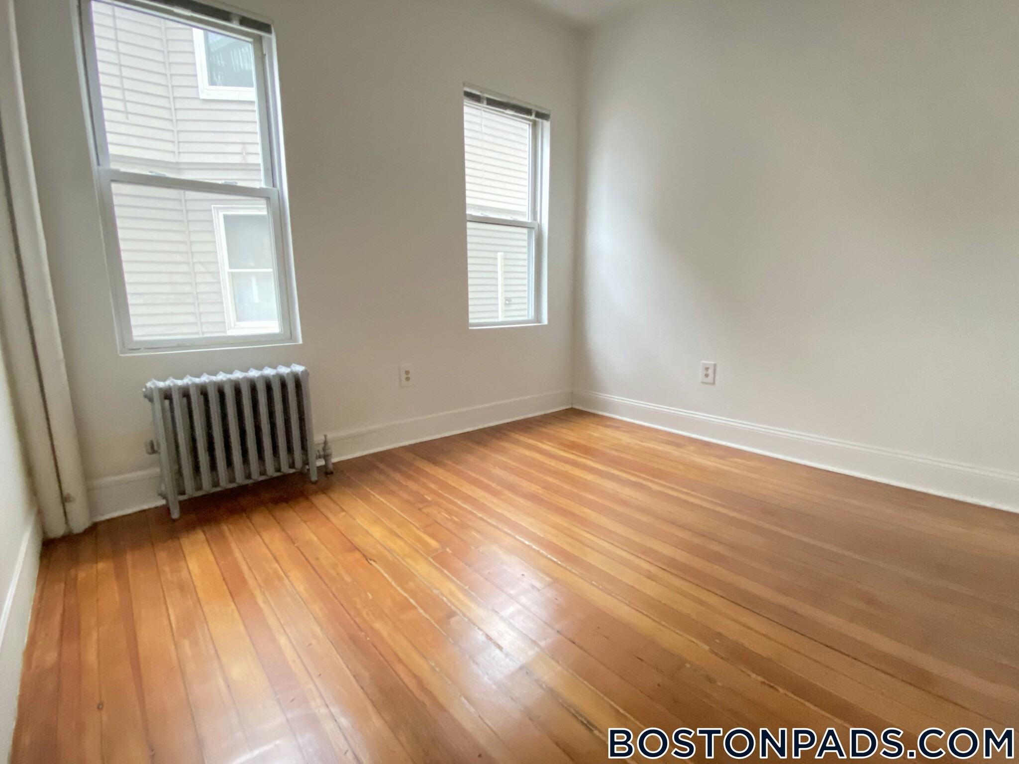 Building Photo - 46 Wildwood St