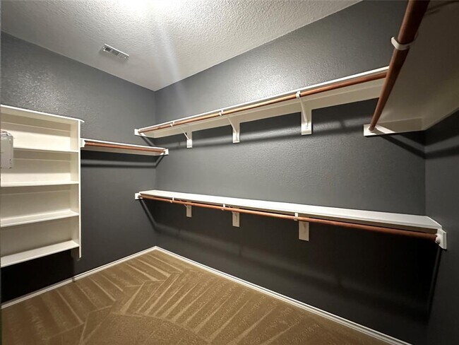 Building Photo - 4601 Tiddle Ln