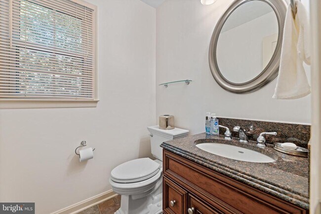 Building Photo - 12307 Eliff Way