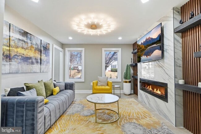 Building Photo - 6314 Barrs Ln