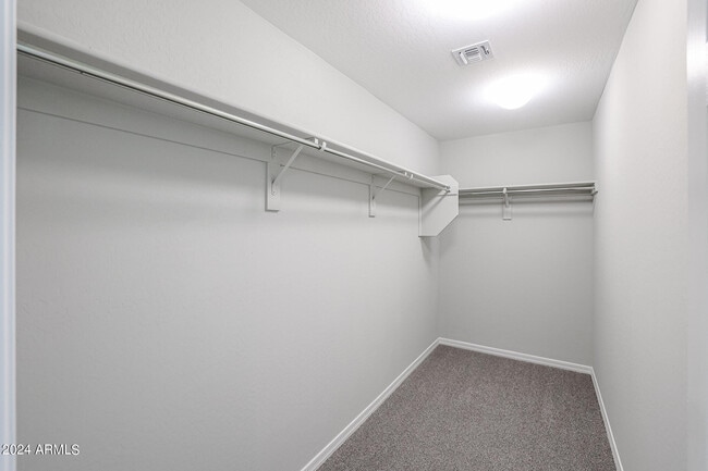 Building Photo - 8963 W Luke Ave