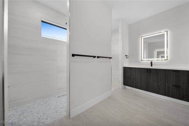 Building Photo - 3435 SW 8th Ct