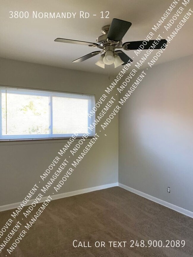 Building Photo - 3800 Normandy Rd