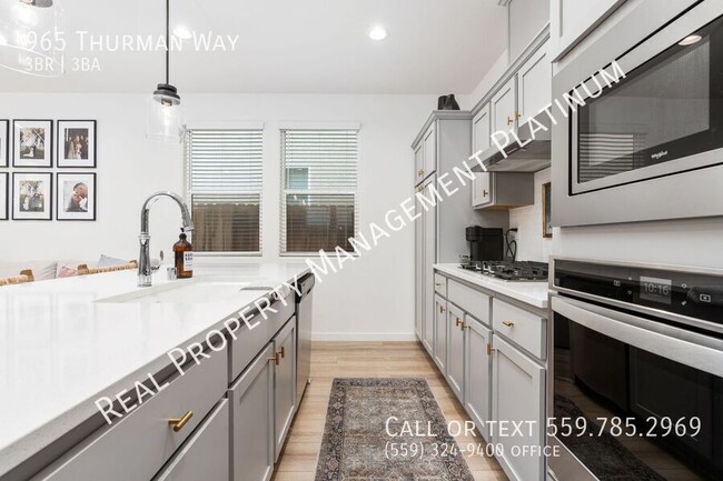 Building Photo - 965 Thurman Way