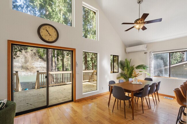 Building Photo - 18301 115th St NE