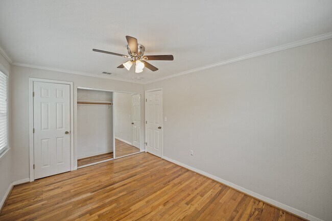 Building Photo - 1539 Hawthorne St