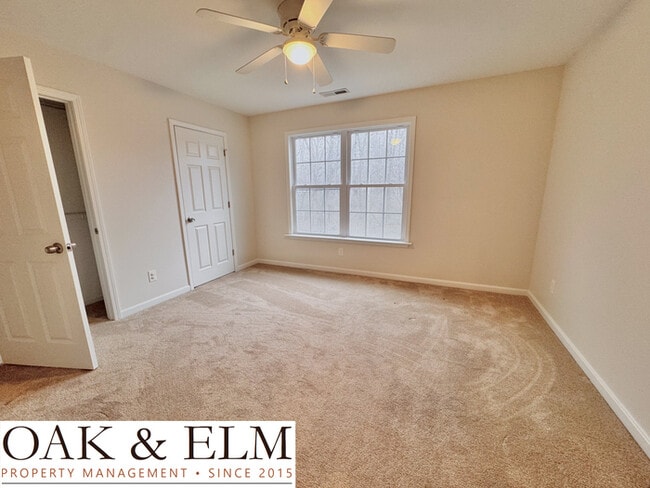 Building Photo - Beautiful 3 Bedroom Home in Prime Middletown Location Near Anchorage built in 2019!