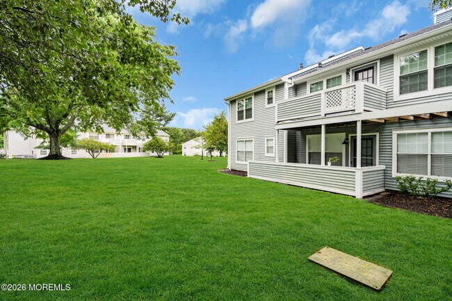 Building Photo - 366 Sequoia Ct