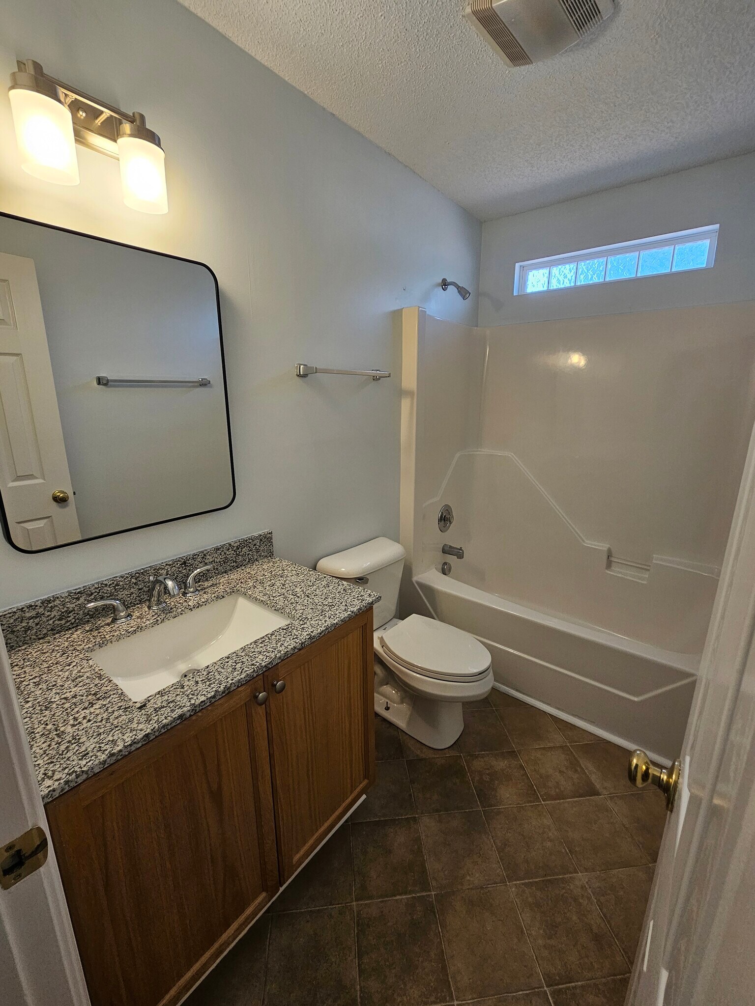 Building Photo - 417 Brecknock Ct