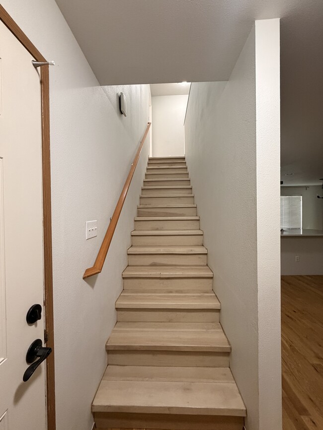 Building Photo - 1266 Hudson St