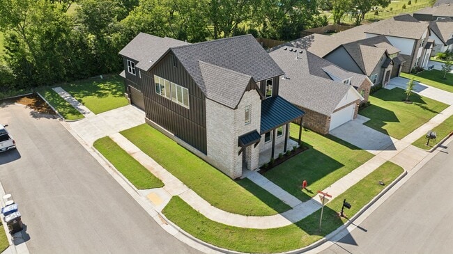 Building Photo - Welcome to this stunning new build in the desirable gated community of Broken Arrow, OK!