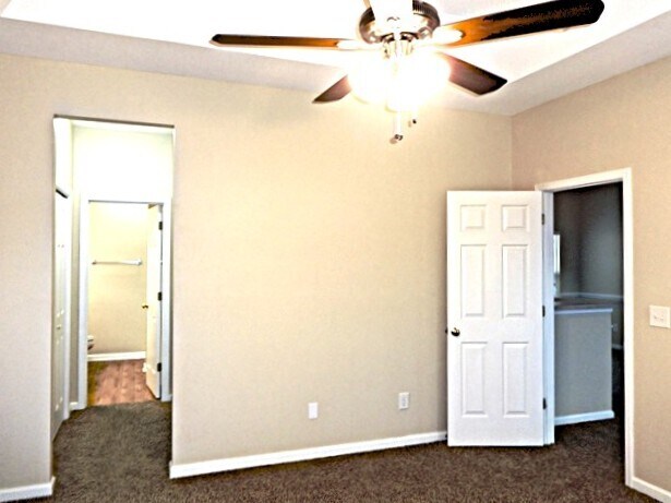 Building Photo - 108 Cannonsmill Ln