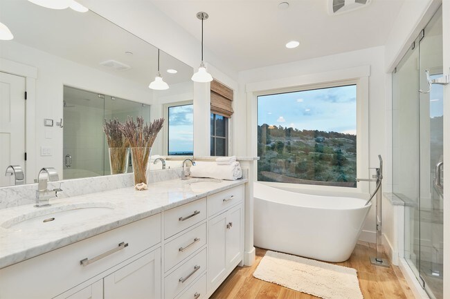 Building Photo - 4035 Cedar Heights Dr