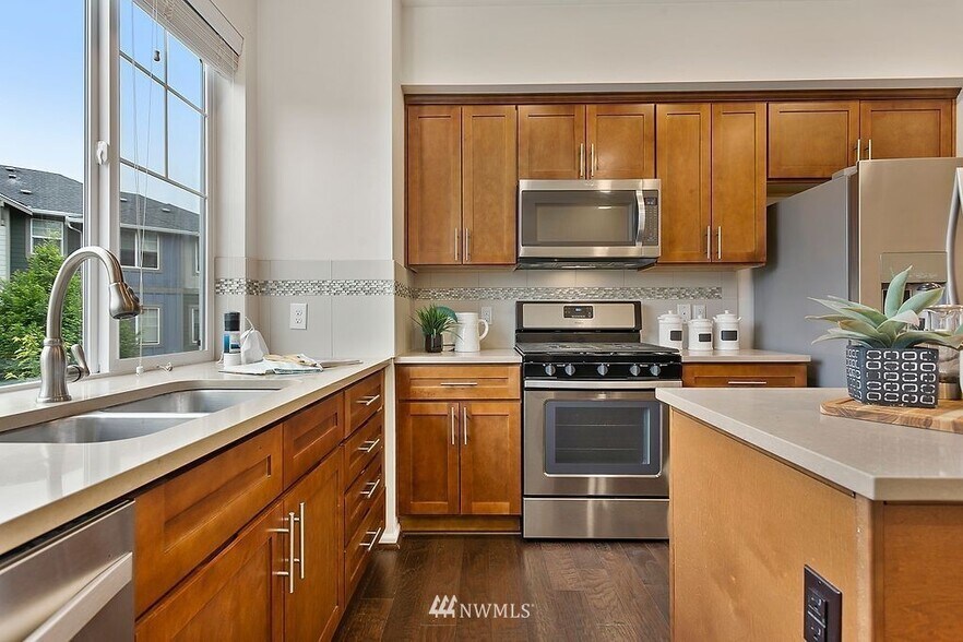 Building Photo - 4418 135th Pl SE
