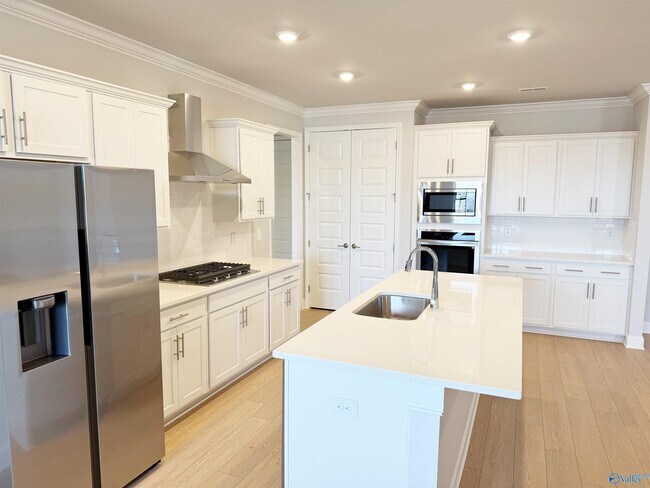 Building Photo - 218 Stockyard Cir